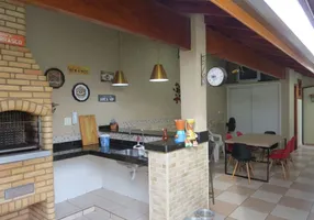 Foto 1 de Casa com 3 Quartos à venda, 220m² em Parque Santa Cecilia, Piracicaba
