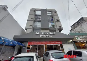 Foto 1 de Sala Comercial para alugar, 22m² em Estreito, Florianópolis