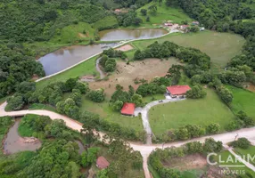 Foto 1 de Fazenda/Sítio com 4 Quartos à venda, 259m² em Centro, Campo Magro