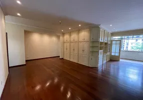 Foto 1 de Apartamento com 3 Quartos à venda, 186m² em Varzea, Teresópolis