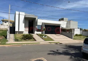 Foto 1 de Casa de Condomínio com 3 Quartos à venda, 236m² em Parque Xangrilá, Campinas