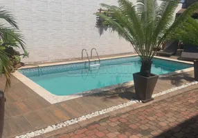 Foto 1 de Casa com 3 Quartos à venda, 139m² em Jardim Hikare, São Carlos