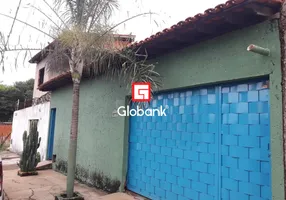 Foto 1 de Casa com 3 Quartos à venda, 270m² em Renascença, Montes Claros