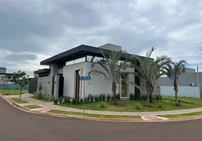 Foto 1 de Casa de Condomínio com 3 Quartos à venda, 182m² em Porto Seguro, Dourados