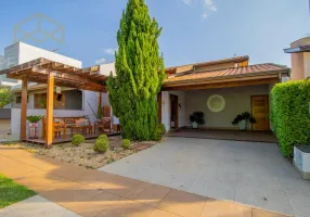 Foto 1 de Casa de Condomínio com 3 Quartos à venda, 150m² em Parque Brasil 500, Paulínia