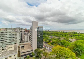 Foto 1 de Apartamento com 1 Quarto à venda, 43m² em Menino Deus, Porto Alegre