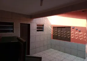 Foto 1 de Casa com 3 Quartos à venda, 100m² em Jardim das Palmeiras, Itanhaém