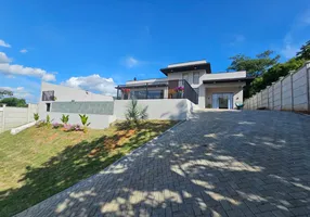 Foto 1 de Casa de Condomínio com 4 Quartos à venda, 260m² em Portal da Igaratá, Igaratá