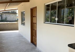 Foto 1 de Casa com 2 Quartos para alugar, 70m² em Parada Modelo, Guapimirim