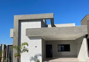 Foto 1 de Casa de Condomínio com 3 Quartos à venda, 140m² em , Ipiguá