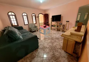 Foto 1 de Sobrado com 3 Quartos à venda, 188m² em Vila Scarpelli, Santo André