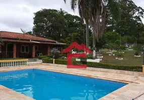 Foto 1 de Fazenda/Sítio com 3 Quartos à venda, 300m² em Puris, Ibiúna