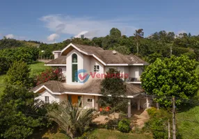 Foto 1 de Casa de Condomínio com 4 Quartos à venda, 345m² em Jambeiro, Jambeiro