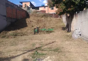 Foto 1 de Lote/Terreno à venda, 360m² em Cruzeiro do Sul, Betim