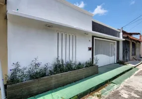 Foto 1 de Casa com 2 Quartos à venda, 200m² em , Pedro Teixeira