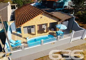 Foto 1 de Casa com 3 Quartos à venda, 195m² em Ubatuba, São Francisco do Sul