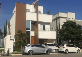 Foto 1 de Sobrado com 3 Quartos para alugar, 420m² em Jardim São Caetano, São Caetano do Sul