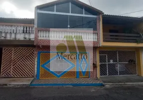 Foto 1 de Sobrado com 4 Quartos para venda ou aluguel, 200m² em Jardim Helena, Taboão da Serra