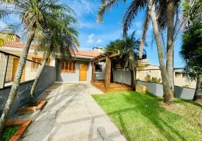 Foto 1 de Casa com 2 Quartos à venda, 69m² em Rainha Do Mar, Xangri-lá