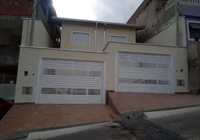 Foto 1 de Casa com 2 Quartos à venda, 71m² em Vila Junqueira, São Roque