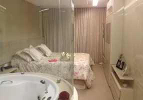 Foto 1 de Casa de Condomínio com 3 Quartos à venda, 300m² em Cidade Dutra, São Paulo