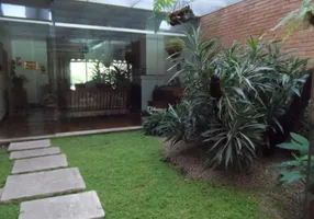 Foto 1 de Casa com 3 Quartos à venda, 700m² em Brooklin, São Paulo