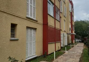 Foto 1 de Apartamento com 2 Quartos à venda, 64m² em Teresópolis, Porto Alegre