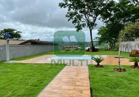 Foto 1 de Fazenda/Sítio com 3 Quartos à venda, 240m² em Jardim Inconfidência, Uberlândia