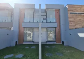 Foto 1 de Casa de Condomínio com 3 Quartos à venda, 125m² em Campo Grande, Rio de Janeiro