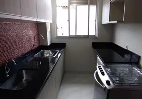 Foto 1 de Apartamento com 2 Quartos à venda, 46m² em Virgem Santa, Macaé