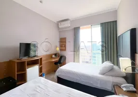 Foto 1 de Apartamento com 1 Quarto para alugar, 26m² em Ibirapuera, São Paulo