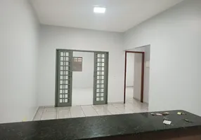 Foto 1 de Casa com 3 Quartos à venda, 130m² em Residencial 14 Bis, Goiânia