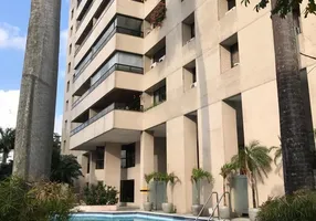 Foto 1 de Apartamento com 4 Quartos à venda, 263m² em Graças, Recife