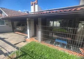 Foto 1 de Casa com 4 Quartos à venda, 263m² em Medianeira, Porto Alegre