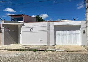 Foto 1 de Casa com 3 Quartos à venda, 160m² em Candeias, Vitória da Conquista