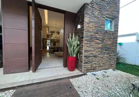 Foto 1 de Casa de Condomínio com 3 Quartos à venda, 229m² em Jardins Atenas, Goiânia
