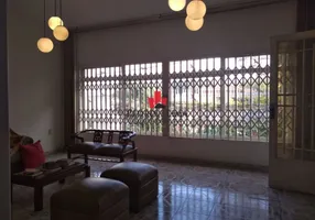 Foto 1 de Casa com 4 Quartos à venda, 249m² em Vila Marieta, São Paulo