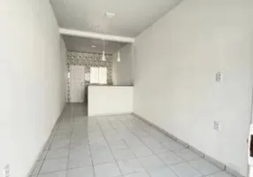 Foto 1 de Casa com 3 Quartos à venda, 70m² em Uruguai, Salvador