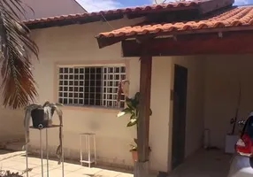 Foto 1 de Casa com 3 Quartos à venda, 123m² em Jardim Colúmbia D, Londrina