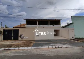 Foto 1 de Sobrado com 3 Quartos à venda, 458m² em Setor Pedro Ludovico, Goiânia