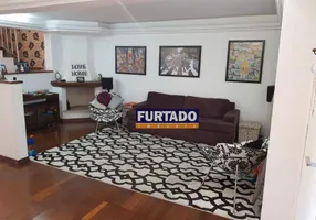 Foto 1 de Sobrado com 3 Quartos para alugar, 252m² em Campestre, Santo André