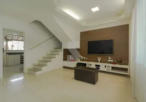 Foto 1 de Casa com 3 Quartos à venda, 200m² em Sapucaia II, Contagem