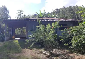 Foto 1 de Fazenda/Sítio com 3 Quartos à venda, 120m² em Zona Rural, Dores do Turvo