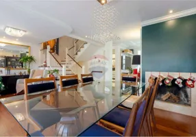 Foto 1 de Casa com 3 Quartos à venda, 250m² em Alphaville Residencial Dois, Barueri