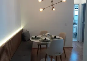 Foto 1 de Apartamento com 2 Quartos à venda, 42m² em Vila Palmares, Santo André