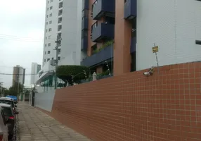 Foto 1 de Apartamento com 3 Quartos à venda, 90m² em Boa Viagem, Recife