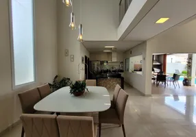 Foto 1 de Casa de Condomínio com 4 Quartos para venda ou aluguel, 247m² em Swiss Park, Campinas