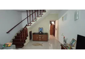 Foto 1 de Casa com 4 Quartos à venda, 224m² em Vila Marari, São Paulo