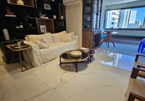 Foto 1 de Apartamento com 4 Quartos à venda, 130m² em Alphaville I, Salvador