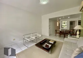 Foto 1 de Apartamento com 3 Quartos à venda, 97m² em Lagoa, Rio de Janeiro